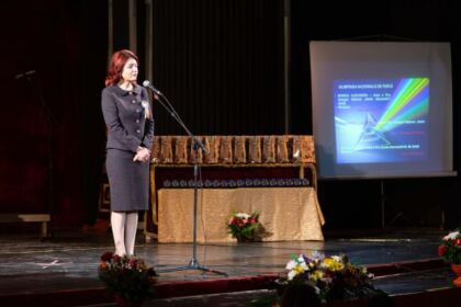 Gală de excelenţă pentru elevii şi profesorii gălăţeni – fotografia 6