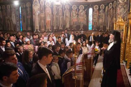 Seminarul Teologic „Sfântul Apostol Andrei“ din Galaţi şi-a deschis porţile la început de nou an şcolar – fotografia 9