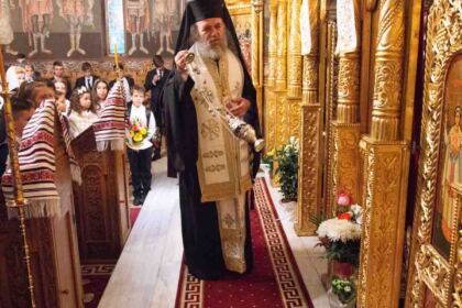 Seminarul Teologic „Sfântul Apostol Andrei“ din Galaţi şi-a deschis porţile la început de nou an şcolar – fotografia 10