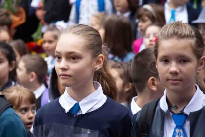 Seminarul Teologic „Sfântul Apostol Andrei“ din Galaţi şi-a deschis porţile la început de nou an şcolar – fotografia 15