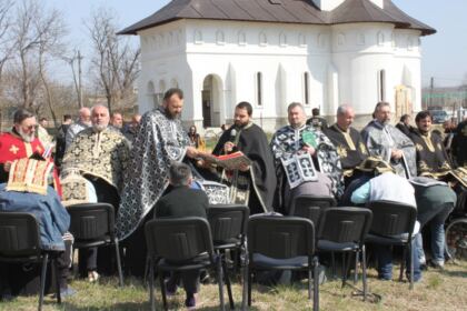 Binefacere pentru persoanele internate la Centrul Medico-Social din localitatea Pechea, judeţul Galaţi – fotografia 14