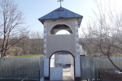 ÎPS Casian a vizitat astăzi comunitatea credincioşilor din satul Fundeanu, judeţul Galaţi – fotografia 1