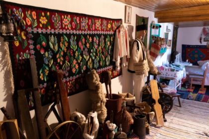 ÎPS Casian a vizitat astăzi comunitatea credincioşilor din satul Fundeanu, judeţul Galaţi – fotografia 7