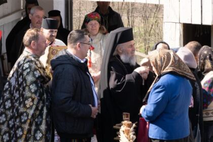 ÎPS Casian a vizitat astăzi comunitatea credincioşilor din satul Fundeanu, judeţul Galaţi – fotografia 12