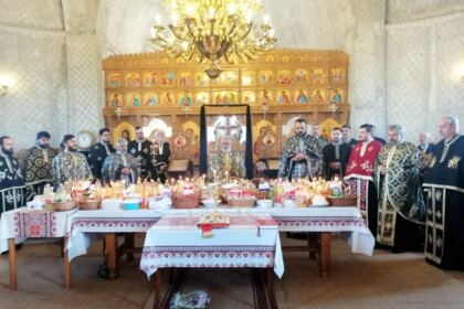ÎPS Casian a vizitat astăzi comunitatea credincioşilor din satul Fundeanu, judeţul Galaţi – fotografia 10