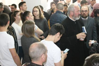 220 de persoane din Eparhia Dunării de Jos au donat sânge în această săptămână la Galaţi – fotografia 5
