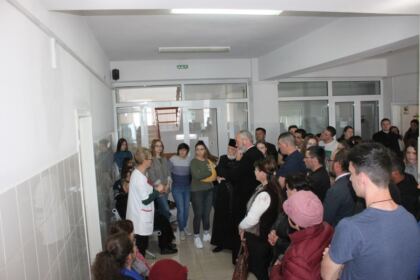 220 de persoane din Eparhia Dunării de Jos au donat sânge în această săptămână la Galaţi – fotografia 6