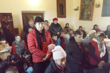 ÎPS Casian a vizitat astăzi comunitatea credincioşilor din satul Fundeanu, judeţul Galaţi – fotografia 4