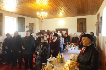 ÎPS Casian a vizitat astăzi comunitatea credincioşilor din satul Fundeanu, judeţul Galaţi – fotografia 8