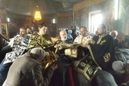 ÎPS Casian a vizitat astăzi comunitatea credincioşilor din satul Fundeanu, judeţul Galaţi – fotografia 5