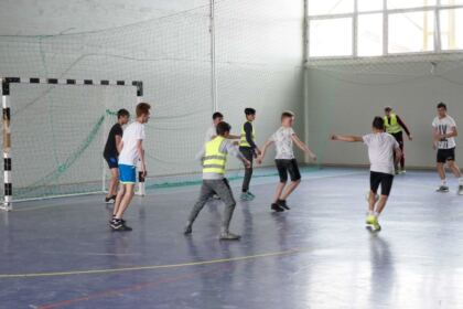 Ediţia a VI-a a Campionatului şcolar de fotbal „Tinereţe şi credinţă“ în Protopopiatul Nicoreşti – fotografia 13