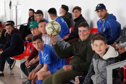 Ediţia a VI-a a Campionatului şcolar de fotbal „Tinereţe şi credinţă“ în Protopopiatul Nicoreşti – fotografia 17