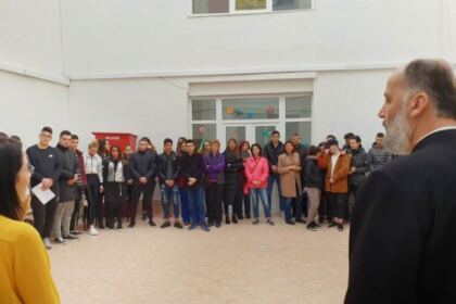 Comunicare şi comuniune în viaţa tinerilor – fotografia 9