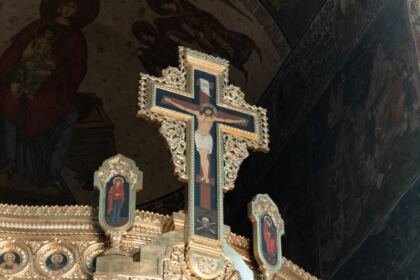 Ierarhul Dunării de Jos a primit la Centrul eparhial vizita elevilor de la Şcoala nr. 26 din Galaţi – fotografia 16