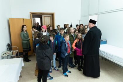 Oaspeţi în vizită la Aşezământul social-filantropic „Sf. Vasile cel Mare“ din Galaţi – fotografia 4