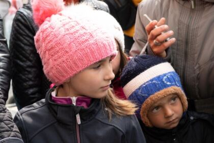 Programul social-filantropic „Ne înnoim de Sfintele Paşti“ a continuat în municipiul Brăila – fotografia 8