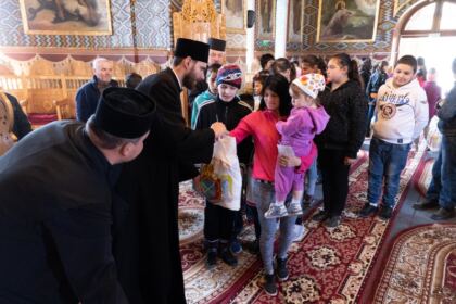 Programul eparhial „Ne înnoim de Sfintele Paşti“ a fost implementat cu succes şi în satele din Eparhia Dunării de Jos – fotografia 10