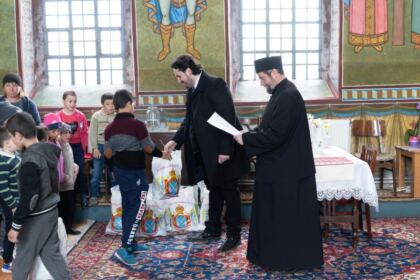 Programul eparhial „Ne înnoim de Sfintele Paşti“ a fost implementat cu succes şi în satele din Eparhia Dunării de Jos – fotografia 21