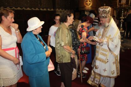 Slujire arhierească, rugăciune și solidaritatea creștină la Dunărea de Jos – fotografia 10