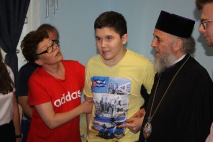 Slujire arhierească, rugăciune și solidaritatea creștină la Dunărea de Jos – fotografia 15