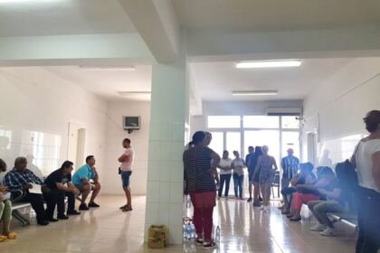25 de tineri voluntari din Protoieria Tecuci au donat sânge – fotografia 2