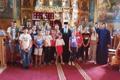 Tabăra de vară „Lumina vie a mănăstirii în inima copilăriei“ – fotografia 12