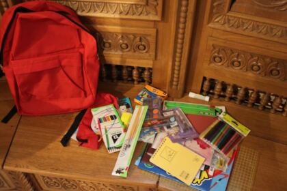 Solidaritate cu părinţii şi elevii cu situaţie materială precară la începerea noului an şcolar – fotografia 3
