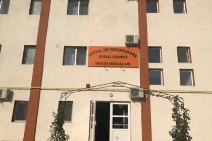 Ierarhul Dunării de Jos alături de semeni aflați în suferință – fotografia 1