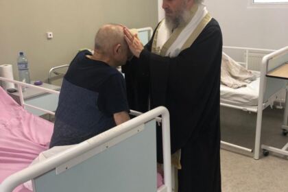 Ierarhul Dunării de Jos alături de semeni aflați în suferință – fotografia 18