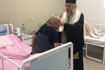 Ierarhul Dunării de Jos alături de semeni aflați în suferință – fotografia 19