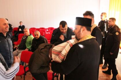 Activităţi liturgice, cultural-educaţionale şi social-filantropice la penitenciarele din judeţul Brăila – fotografia 2