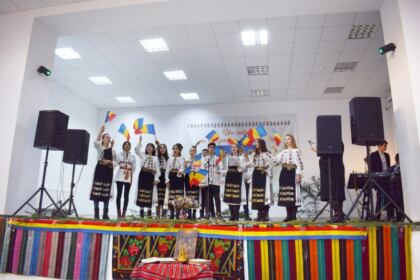 A 11-a ediţie a proiectului cultural-misionar „Un colind, un dar pentru sufletul tău“ – fotografia 3