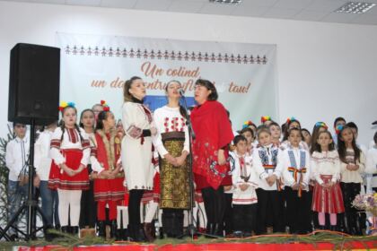 A 11-a ediţie a proiectului cultural-misionar „Un colind, un dar pentru sufletul tău“ – fotografia 12