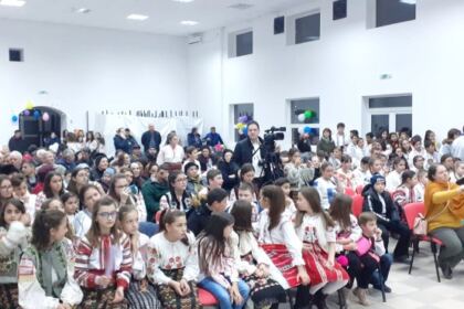 A 11-a ediţie a proiectului cultural-misionar „Un colind, un dar pentru sufletul tău“ – fotografia 13