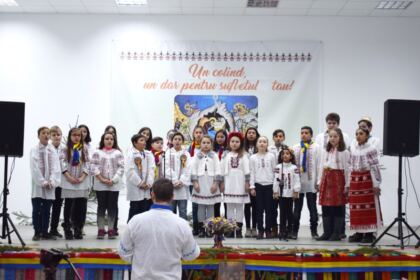 A 11-a ediţie a proiectului cultural-misionar „Un colind, un dar pentru sufletul tău“ – fotografia 15