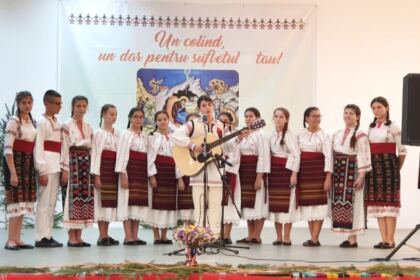 A 11-a ediţie a proiectului cultural-misionar „Un colind, un dar pentru sufletul tău“ – fotografia 19
