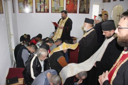 Colinde şi daruri la Penitenciarul de maximă siguranţă din Galaţi – fotografia 12