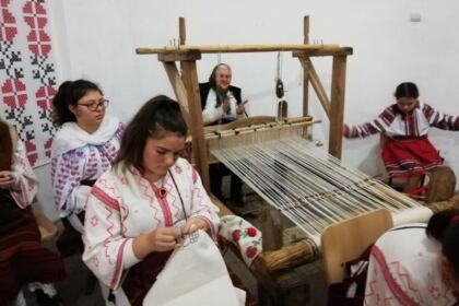 Tradiții și obiceiuri strămoșești în localitatea Vameș din județul Galați – fotografia 2