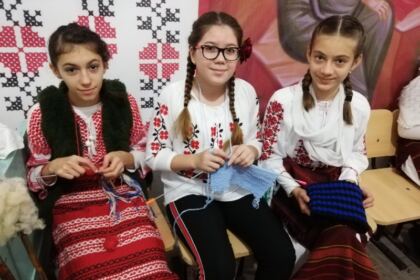 Tradiții și obiceiuri strămoșești în localitatea Vameș din județul Galați – fotografia 10