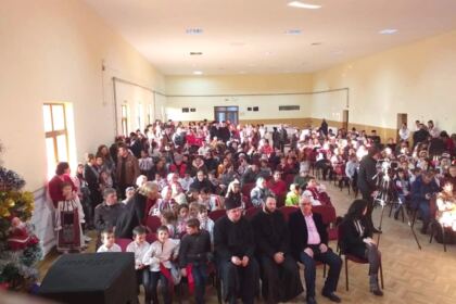 Prima ediție a Festivalului de colinde, tradiții și obiceiuri străbune „Colindul sfânt și bun“ – fotografia 2