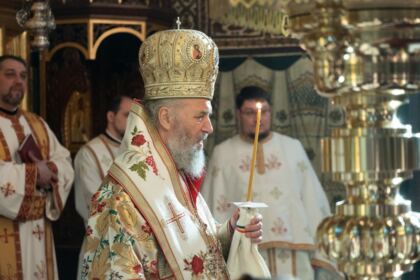 Comemorarea eroilor Revoluției din 1989 și Festivalul de datini şi obiceiuri la Naşterea Domnului şi Anul Nou „Tudor Pamfile“ la Galaţi – fotografia 8