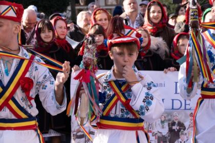 Comemorarea eroilor Revoluției din 1989 și Festivalul de datini şi obiceiuri la Naşterea Domnului şi Anul Nou „Tudor Pamfile“ la Galaţi – fotografia 7