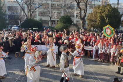 Comemorarea eroilor Revoluției din 1989 și Festivalul de datini şi obiceiuri la Naşterea Domnului şi Anul Nou „Tudor Pamfile“ la Galaţi – fotografia 8