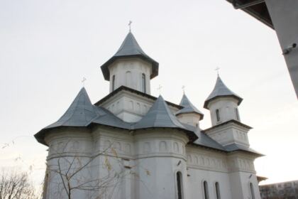 O peșteră a Betleemului s-a deschis la Galați – fotografia 1