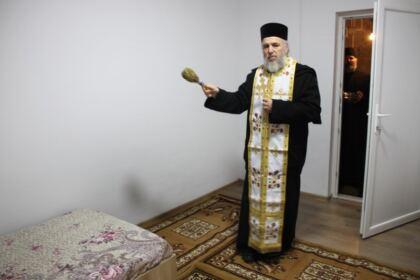 O peșteră a Betleemului s-a deschis la Galați – fotografia 15