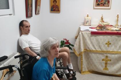 Liturghie, mângâiere și bucurie pentru semeni aflați în suferință – fotografia 3