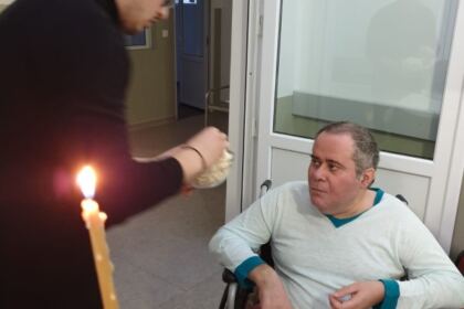 Liturghie, mângâiere și bucurie pentru semeni aflați în suferință – fotografia 8
