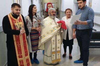 Liturghie, mângâiere și bucurie pentru semeni aflați în suferință – fotografia 11