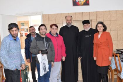 Mângâiere și daruri pentru semeni fără adăpost din Brăila – fotografia 7