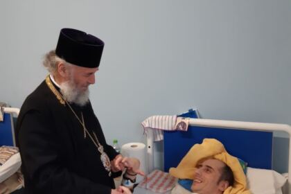 Semeni de-ai noștri vizitați în zi de sărbătoare de chiriarhul Dunării de Jos – fotografia 13